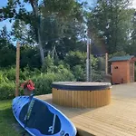 Pihla Rannamaja Sauna Ja Kuemblustuenniga * Vintri