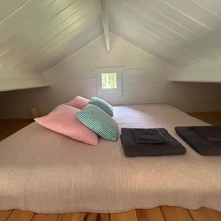 샬레 Pihla Rannamaja Sauna Ja Kuemblustuenniga