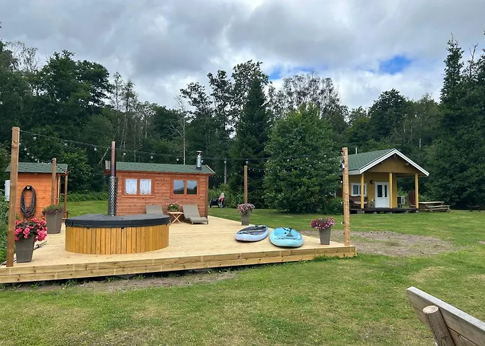 Pihla Rannamaja Sauna Ja Kuemblustuenniga * Vintri