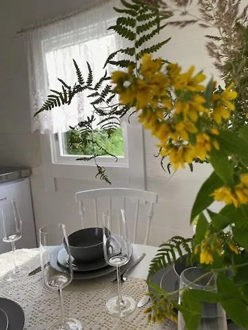 Pihla Rannamaja Sauna Ja Kuemblustuenniga Chalet