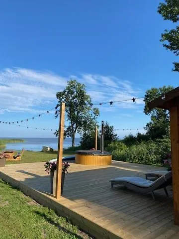 Pihla Rannamaja Sauna Ja Kuemblustuenniga Vintri